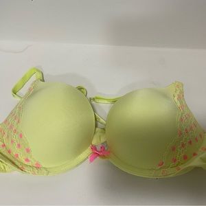 Victoria Secret Pink push Up bra